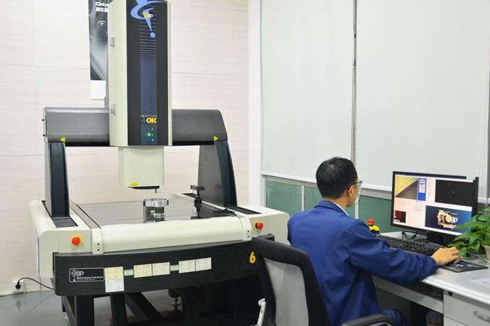 Coordinate Measuring Machine